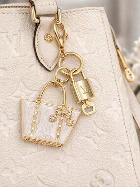 Authentic Louis Vuitton Gold Padlock 🔒 Key Set w/ Unbranded Bag Charm